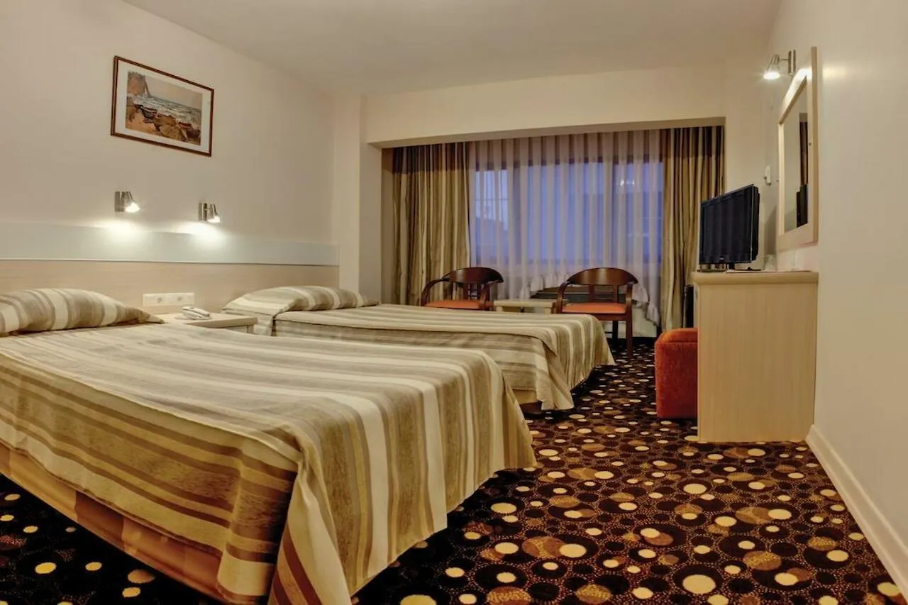Yumukoglu Hotel Izmir 3*,