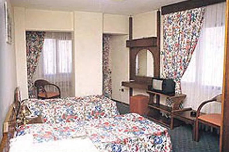Yumukoglu Hotel Izmir
